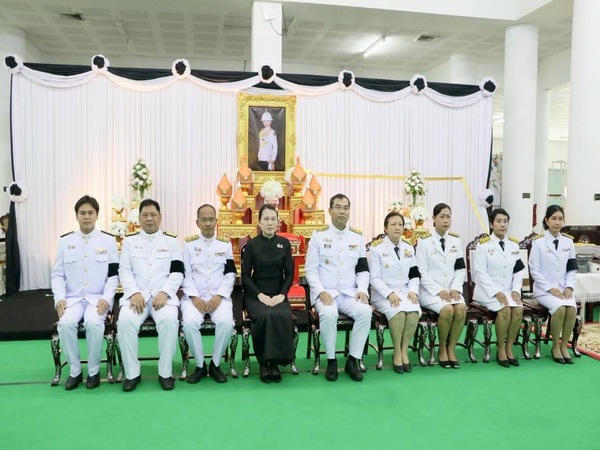 นครปากเกร็ด เข้าถวายน้ำสรงพระศพหน้าพระรูป สมเด็จพระเจ้าลูกเธอ เจ้าฟ้าพัชรกิติยาภา  นเรนทิราเทพยวดี กรมหลวงราชสาริณีสิริพัชร มหาวัชรราชธิดา